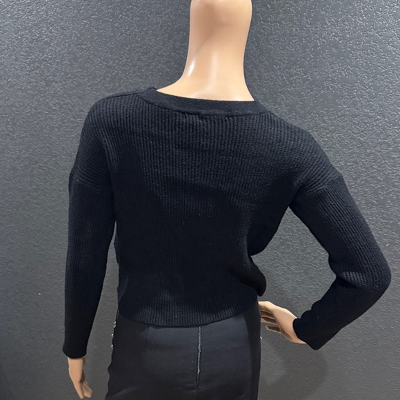 Summer & Rose Black Twist Front Knit Sweater Medium - Picture 5 of 6
